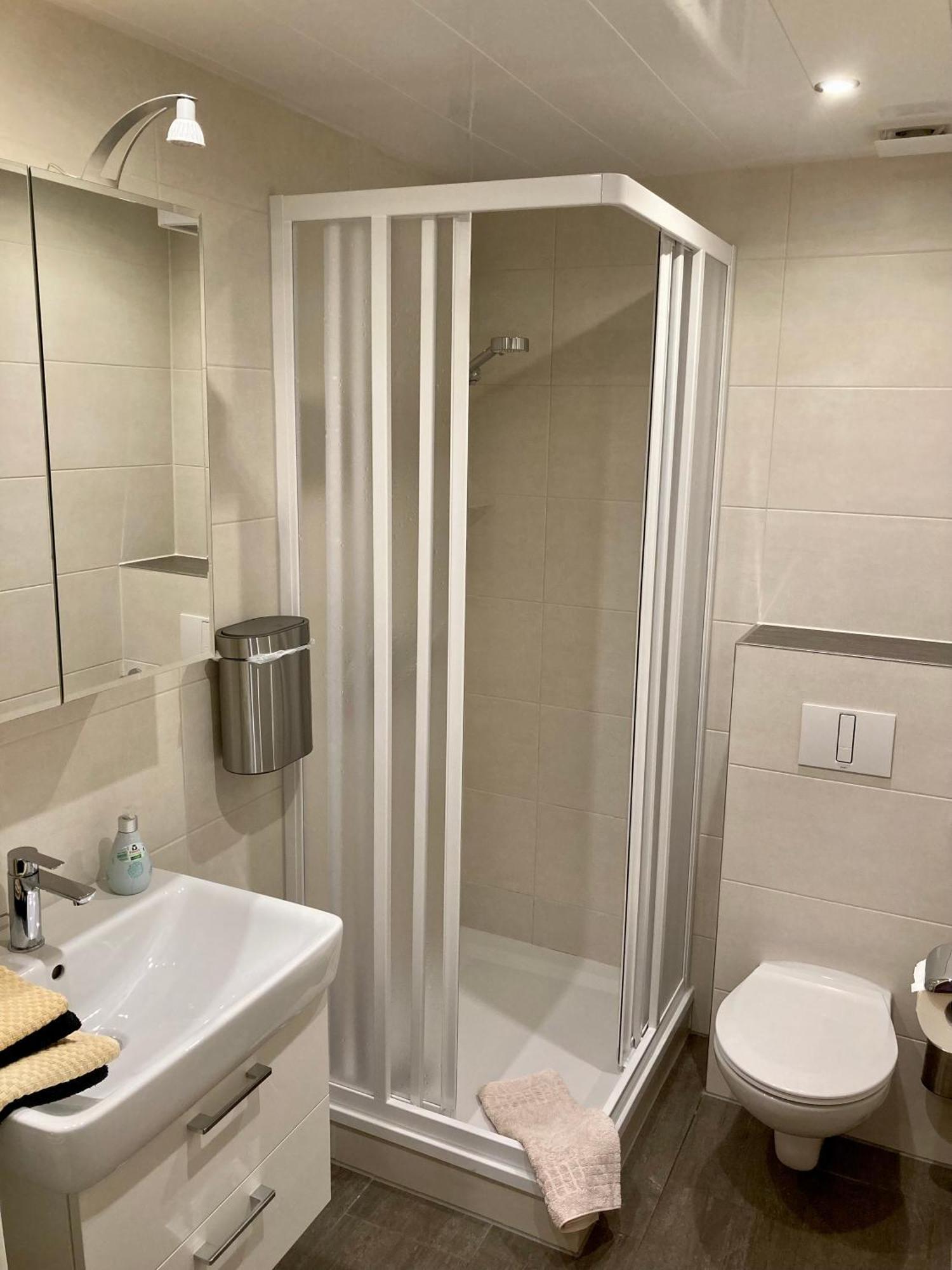 アルテンアウHaus Reimannアパートメント エクステリア 写真