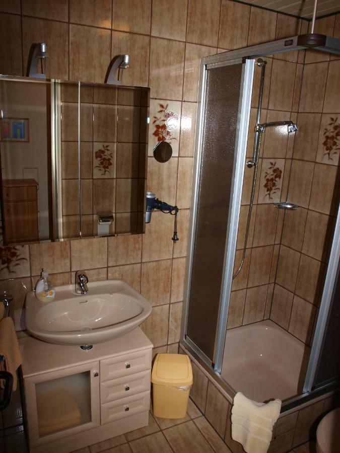 アルテンアウHaus Reimannアパートメント エクステリア 写真